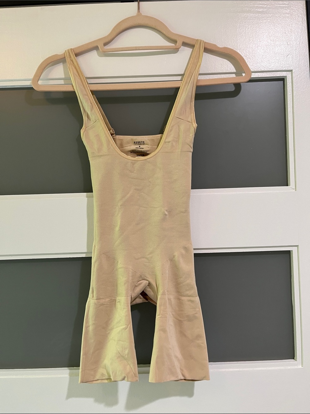 Assets By Spanx Beige Shapewear Bodysuit S